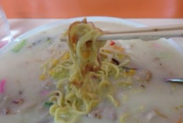 むかし長女が大変なことをしてしまった、ちんしゃんで、ひさびざに「シーフード珍上海めん」を食べてみた。