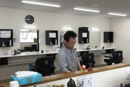 キッズカット、1000円！顔そりあり、小学生のいる家庭に優しい床屋さん、アティーズ！